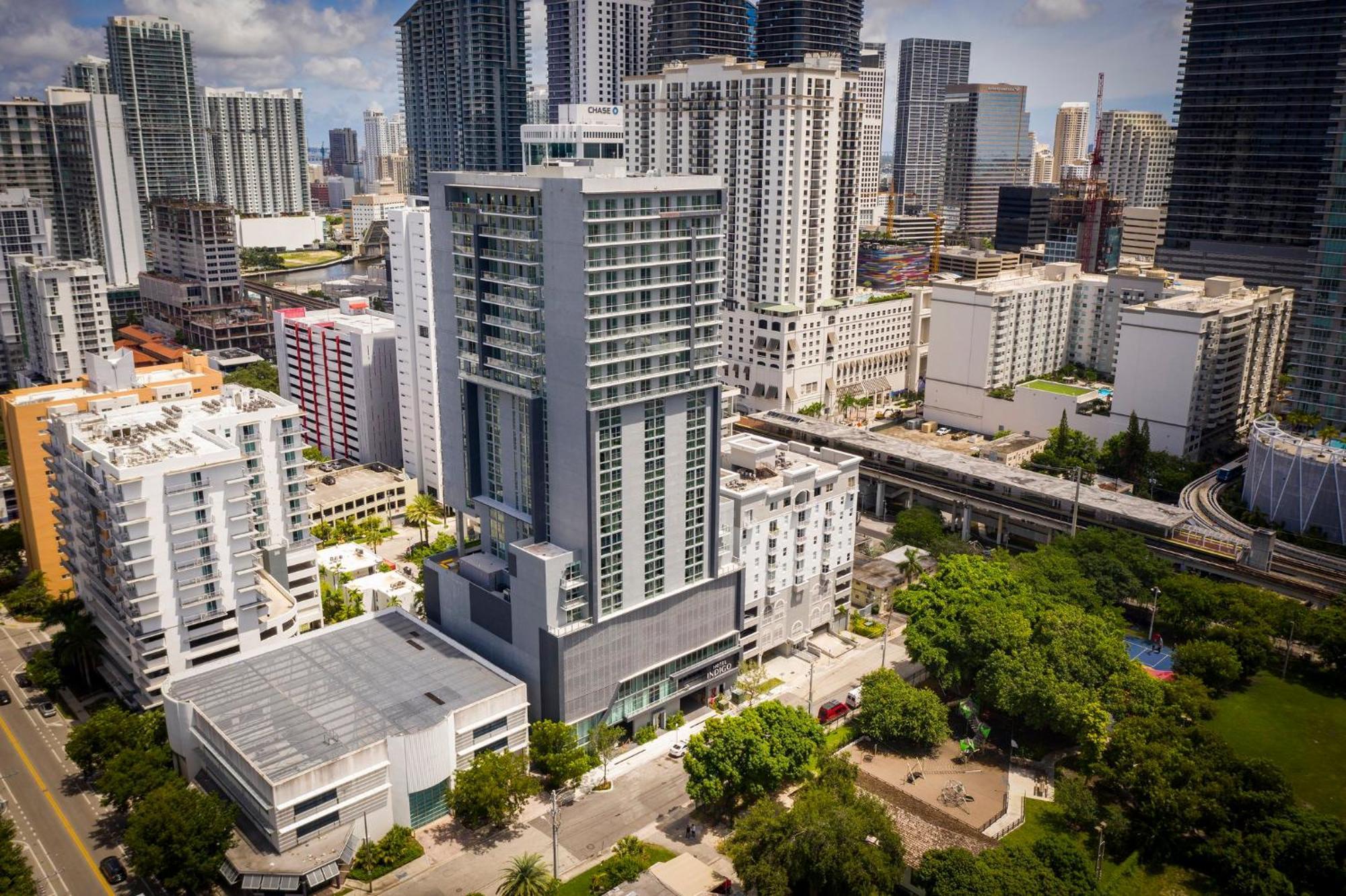 Atwell Suites Miami Brickell By Ihg Buitenkant foto