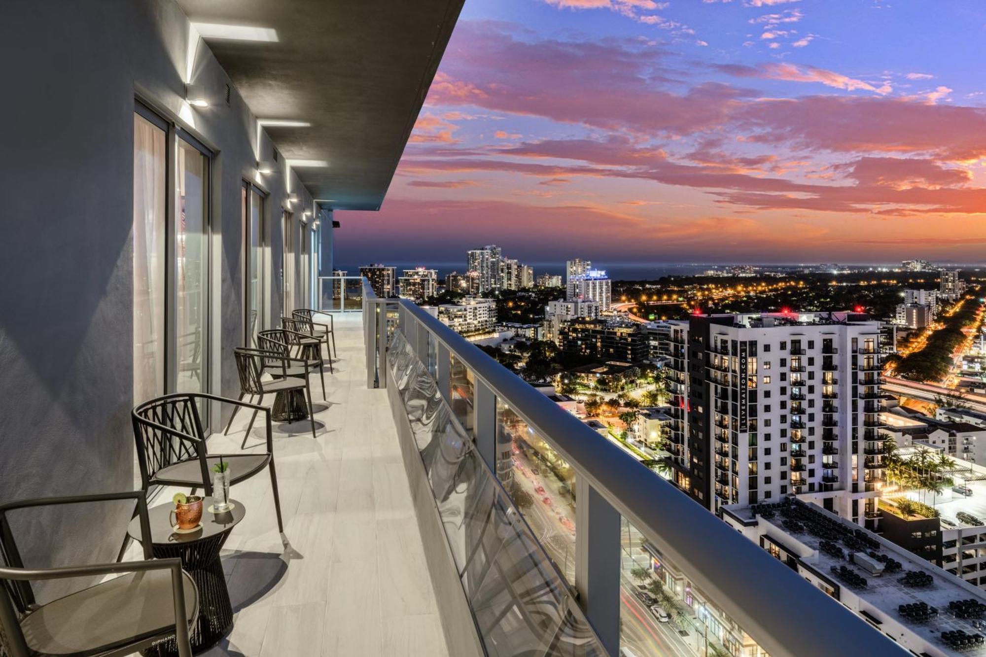 Atwell Suites Miami Brickell By Ihg Buitenkant foto